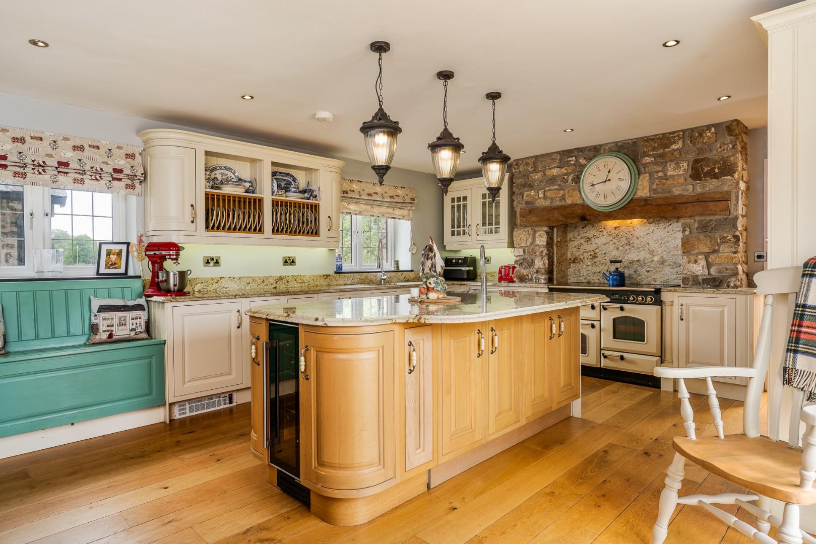 Llantrisant Road, Groesfaen, RCT, CF72 8NJ